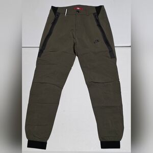 Nike Men's Sportswear Tech Woven Pants